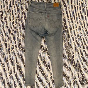 Levi’s mile high super skinny jeans, light wash, size 29